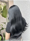 透明感ブラック♪担当小松尚生