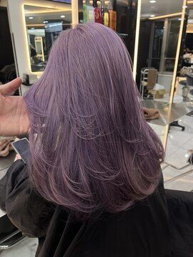ラピス 渋谷本店(Lapis) バタフライレイヤーカット/パープルカラー/ハイトーン/髪質改善
