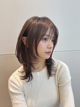 鎖骨下ミディアムレイヤーウォームベージュ