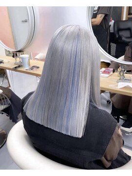 ベル 表参道Terrace(Belle) ケアブリーチを使用したデザインカラー　スタイリスト阿部ちあき