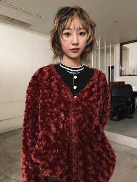 ウィットサークル(wit circle) ミディアムレイヤー／ローライト/ダブルカラー/ブリーチ