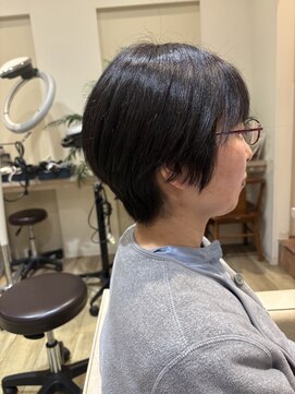ブロッサム 東久留米店(Blossom) ◎大人ショート×小顔見せ丸みボブ30代40代50代