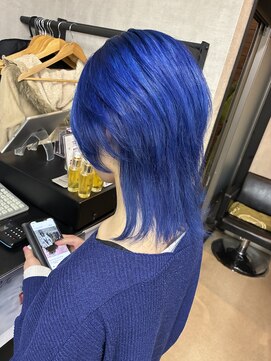 トリコ(ToricO) ブルーカラー　デザインカラー　ウルフ　ブリーチカラー