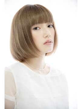 ビューティーアンドケアカロン(Beauty and Care CALON) 【銀座】シンプルボブと艶の質感でフェミニンモードに