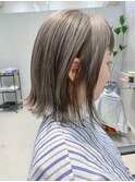 オリーブベージュ、オリーブグレー、透け感カラー、アッシュ