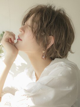 リリッシュ バイ セレスト(Relish by Celeste) ニュアンス耳かけショート