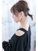 おくれ毛＆ねじりくるりんぱ＊抜け感ヘアラブアレンジb