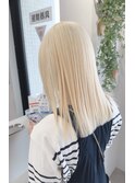 抜きっぱなしケアブリーチホワイトアッシュダブルカラーぱっつん