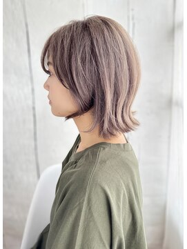 ダブルスタンダードプラスエヌ(W-STANDARD+n) 20代30代40代　くびれで立体感を【松山】