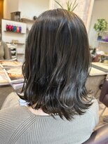 ヘアーエポック(hair epoque) ダークアッシュ小顔補正ミニウルフ立体カット