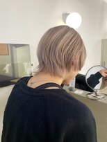 トナリ(tonari)&nbsp;マッシュウルフ×ホワイトベージュ