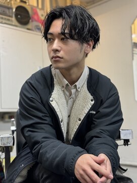 メリケンバーバーショップ フクオカ(MERICAN BARBERSHOP FUK) ハイライトマッシュパーマウルフアッシュブラック