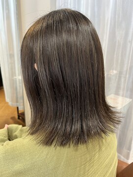 リアン(Lien) 控えめハイライトカラー