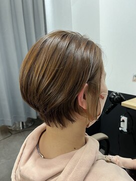 ビオルネ(VIE.ORNER) 耳掛けショートボブ