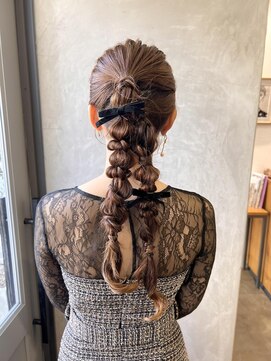 オリガミ トイロ(ORIGAMI TOIRO) ツインポニーテール×ヘアセット