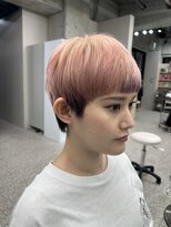 イロウ 山口どうもん店(IROW)&nbsp;ブリーチカラー　フラミンゴピンク　ショートカット【山口】