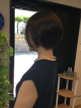 サロンドみなみ 美フォルムショート