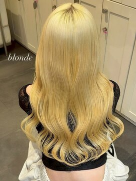 ベレーザ 渋谷(BELEZA) 16352抜きっぱなしブリーチ金髪レイヤーロングホワイトブロンド