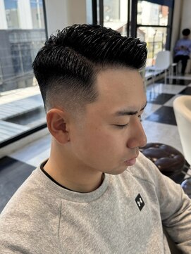 オーシャントーキョー 渋谷(OCEAN TOKYO) サイドパートショート/テーパーフェード/フェード