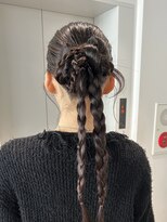 トリッカ シブヤ(TRICCA SHIBUYA)&nbsp;カチモリ/三つ編みアレンジ/お呼ばれヘアセット/まとめ髪