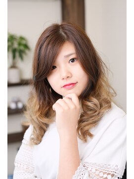 ディライズ(De-Rise) グラデーション×ゆるふわカール