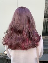 リゼル ユア 渋谷(RISEL YUA)&nbsp;ピンク×ピンクのガーリーセミロング