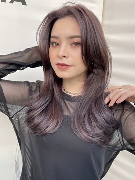 トイ(TOI) 小顔になれるレイヤーカット/セミロング