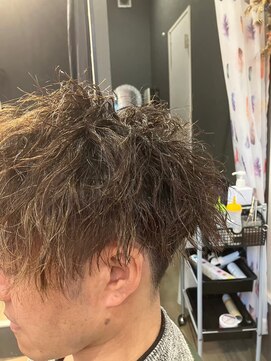 アンバー(amber) スパイラルパーマ