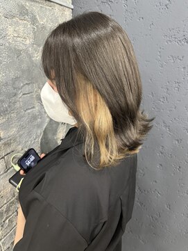 プライズ アイリス 池袋東口店(prize Iris) インナーカラーミルクティーベージュ