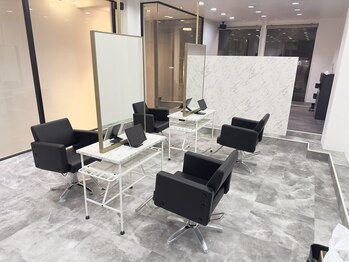 ロゼル(ROSEL)の写真/【天文館】清潔感のある上質な空間で“トレンド×似合わせ”を叶える。ひと味違う「垢抜けスタイル」を◎