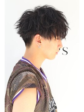 リップスヘアー 梅田(LIPPS hair) フェザームーブショート
