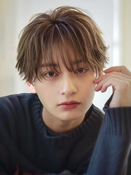 オーシャントーキョー サニー 原宿(OCEAN TOKYO Sunny) フェザーパーマコンマバングシースルーフェザーショート韓国ヘア