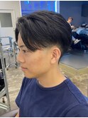 テーパー前下がりセンターパート