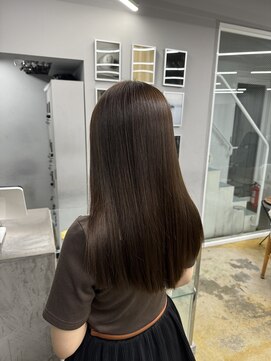 ディジョン 自由ヶ丘(Dijon) 韓国顔まわりレイヤーカットグレージュオリーブベージュブラウン