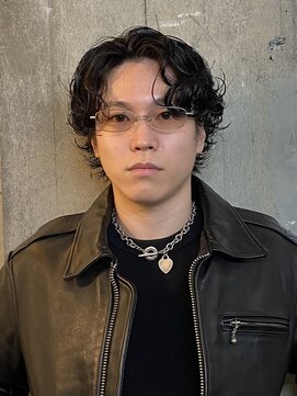 【ステップボーンカット】メンズミディアムパーマ