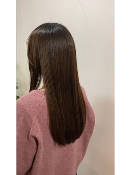 ヘアーアンドメイクアップモパ 艶髪