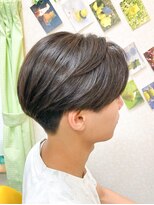 黄ぐまくん美容室&nbsp;ショート　レイヤー