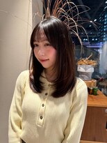 ヴィヴィッド オモテサンドウ(ViViD omotesando)&nbsp;20代　30代　たぷんと重みを残したレイヤーカット