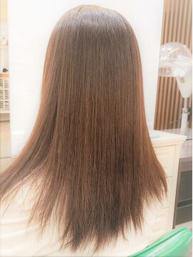 ハーブ(HERB) ナチュラルベージュのロングストレート