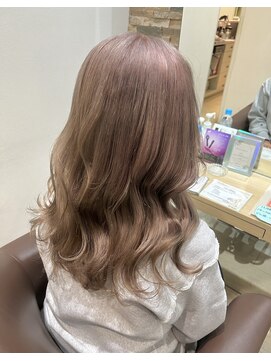 レアル 天王寺 阿倍野(REAL) 温かみのあるピンクベージュ