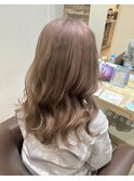 温かみのあるピンクベージュ