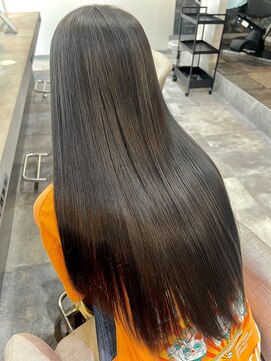 ラビス 浦和(Lovis) デザインカラー/レイヤーカット/ウェットヘア/夏のヘアアレンジ