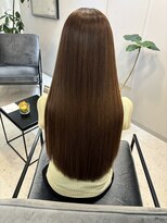 ジエクト ヴィシア(The Ect VIXIA)&nbsp;オリーブベージュ　ロングレイヤー　オリーブカラー　縮毛矯正