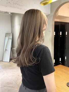 ローレン(LOREN) デザインカラー/レイヤーカット/ウェットヘア/オリーブベージュ