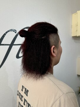 ソッフィオーネ(Soffione) ワインレッド/レッドカラー/ハーフアップ