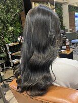 インデペンデンス(independence)&nbsp;オリーブグレージュ×ロング