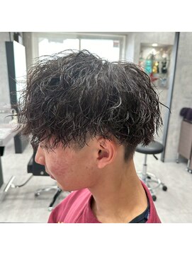 シャイン 大宮(SHINE) メンズカット/パーマ/ヘッドスパ/ブリーチ/眉毛/韓国/大宮/Men's