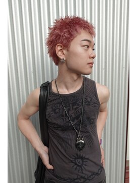 シイ(SIE) ハサミで作るボウズショート×ペールピンクカラー