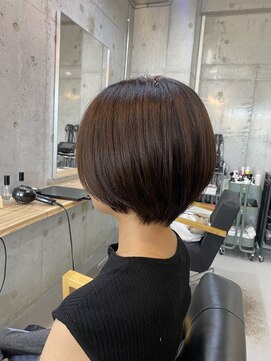 ビヨリ(biyori) ショートボブ