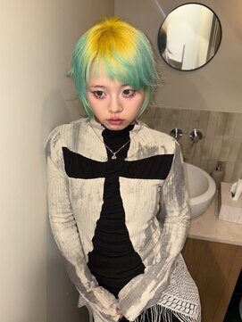 レイヤーウルフカット/デザインカラー